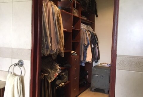 Walking closet