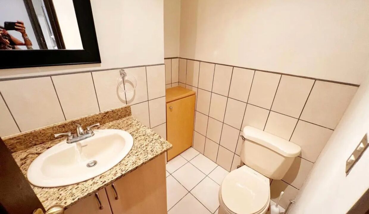 WhatsApp Image 2025-10-23 at 11.00.24 (3)