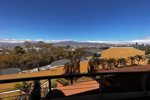 WhatsApp Image 2025-10-23 at 11.00.25 (2)