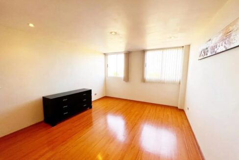 WhatsApp Image 2025-10-23 at 11.00.25