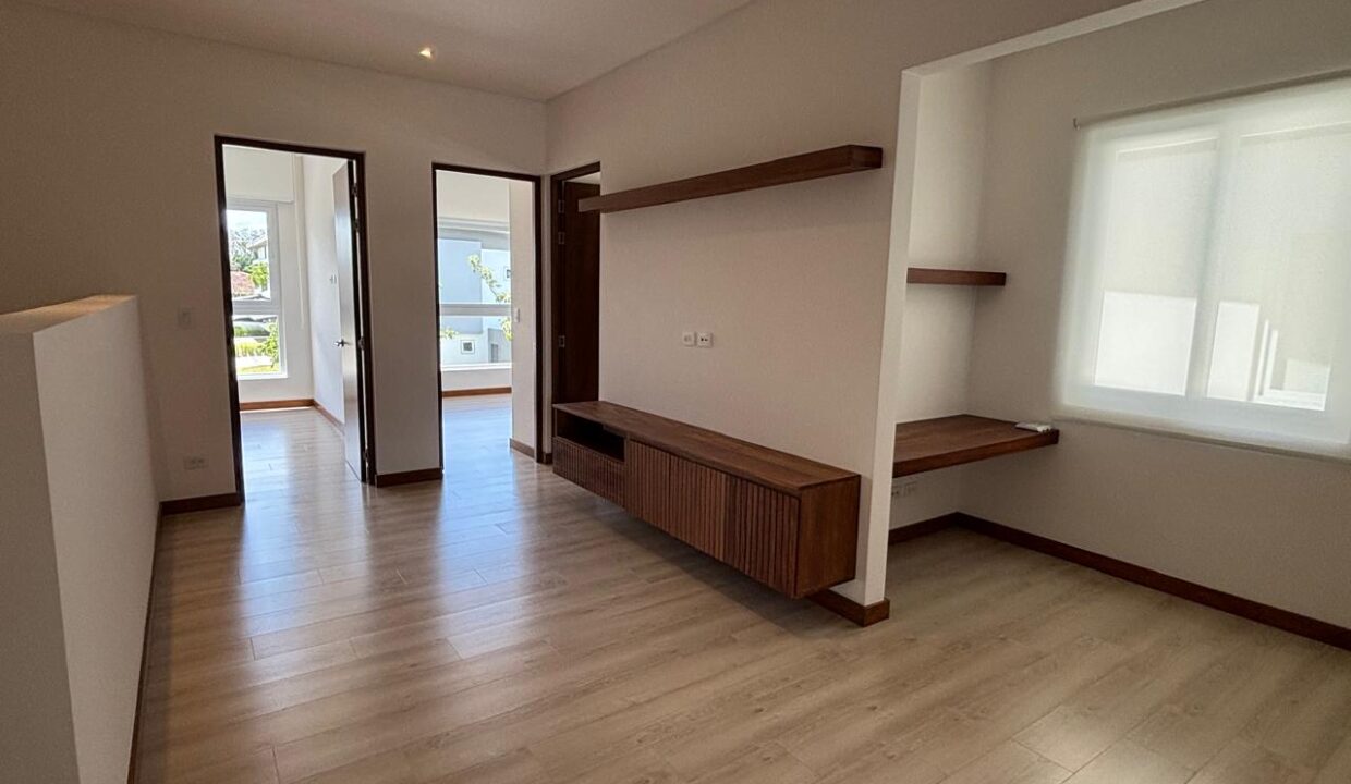 WhatsApp Image 2026-03-05 at 10.19.45